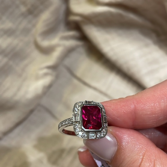 Sterling Silver Ring - Picture 4 of 5